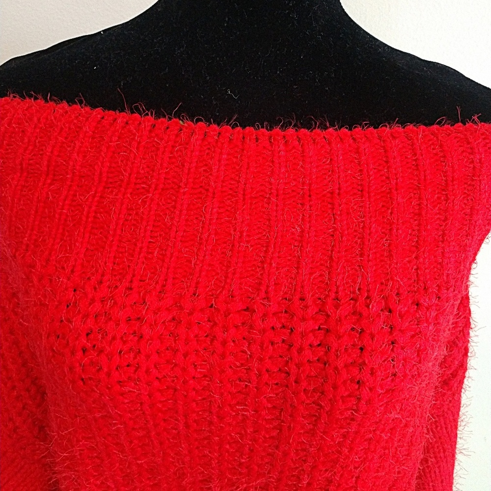 🆕 Red Slouchy Off Shoulder Sweater - Picture 4 of 8